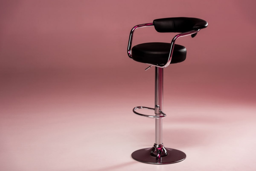 Health Benefits of Using an Adjustable Stool at Work | ARTEIL