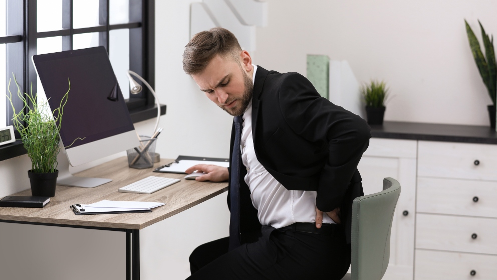 8 Best Office Chairs for Tall People to Relieve Back Pain
