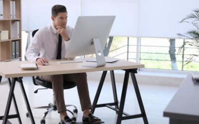 How an Adjustable Footrest Can Improve Your Productivity and Health