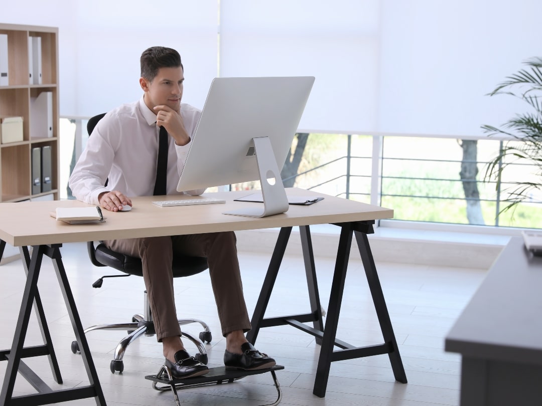 Elevate Footrest by UPLIFT Desk